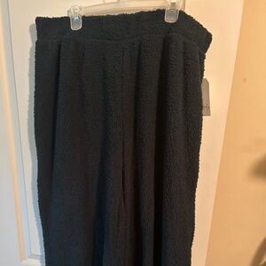 Wide leg pants